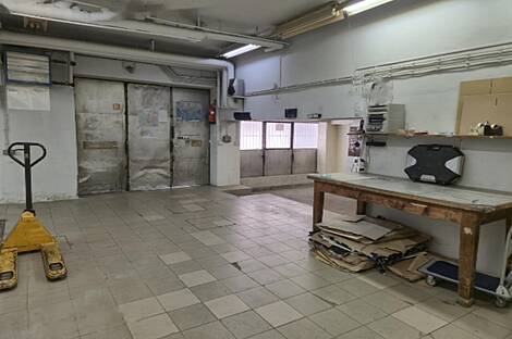 Магазин в центральной части города: 6