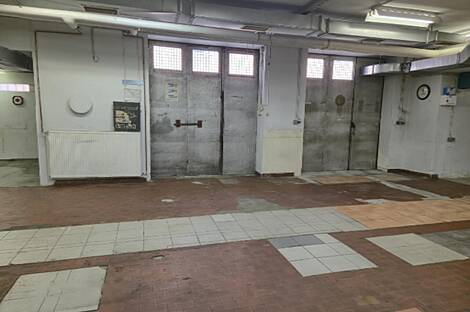 Магазин в центральной части города: 7