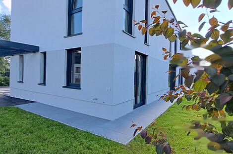 Трново дом с двумя этажами: 1