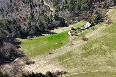 Жилище, Яворник: 6