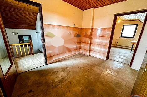 Жилище, Метлика: 11