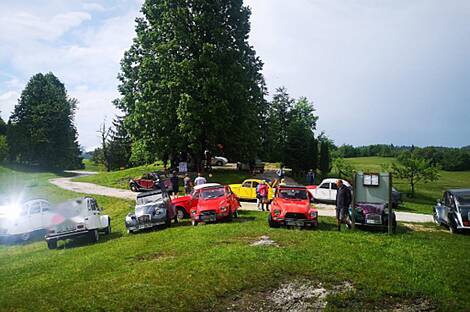 Жилище, Годович, разрешения на строительство: 24