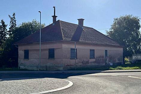 Брезовци, дом: 1