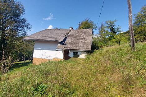 Особняк, Златече, У Новой Церкви: 8