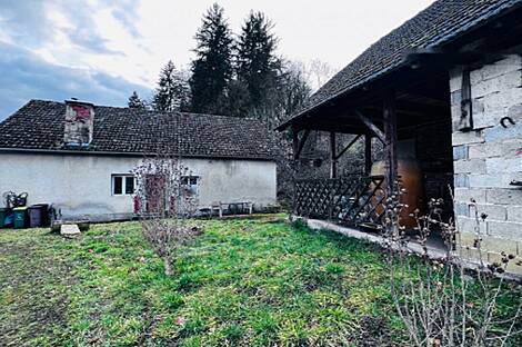 Здание в Севнице: 3