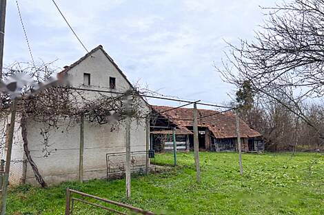 Петишовци, дом: 4