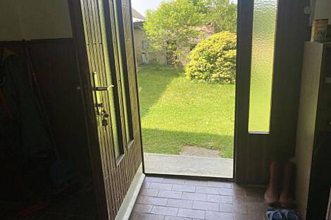 Здание, Лопершицы, окрестности Орможа: 9