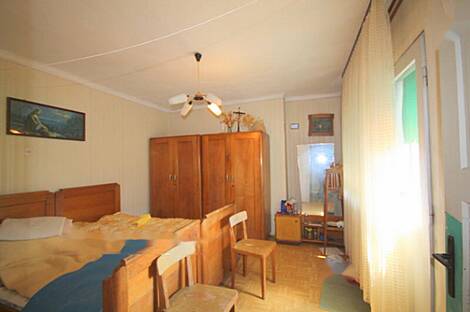 Дом, Копривница, Армия: 12