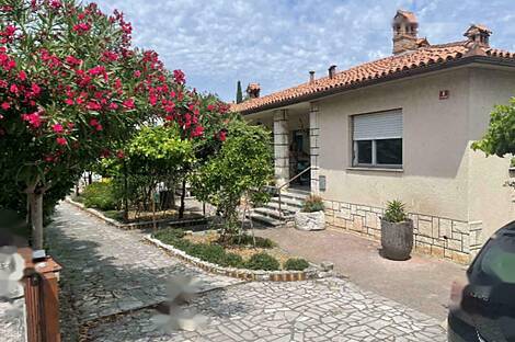 Дом в Копере Семеделе: 1