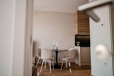 Центральное расположение, 2-комнатная квартира: 4