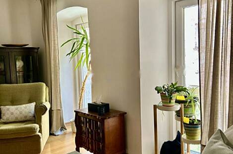 Центральное расположение, квартира с более чем пятью комнатами: 17