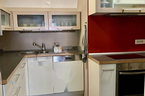 Центральное расположение, квартира с более чем пятью комнатами: 21