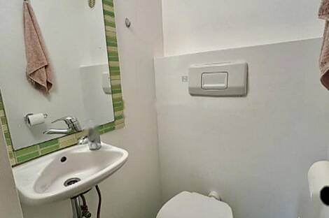 Центральное расположение, квартира с более чем пятью комнатами: 24