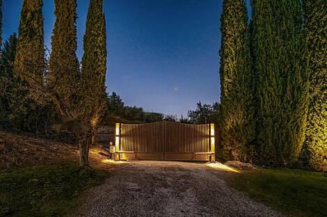 Здание на Новый Копер: 17