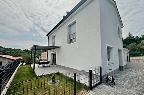 Дом Близнец в Ново Гриньян: 22