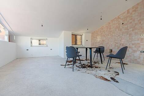 Дом, возможно, Копер, Чежарьи: 7