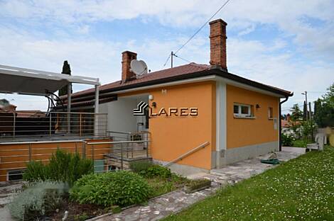 Дом в Копере, недалеко от пляжа.: 6