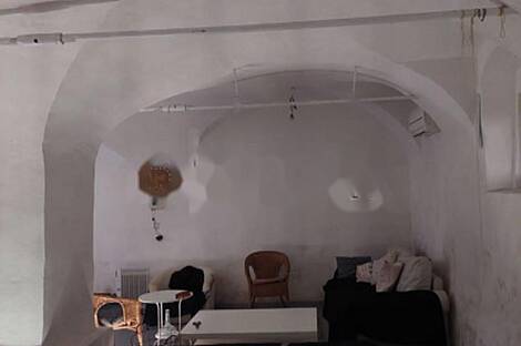 Трёхкомнатная квартира в центре: 10