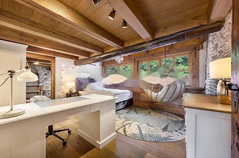 Апартаменты из пяти комнат в центральной части города.: 19