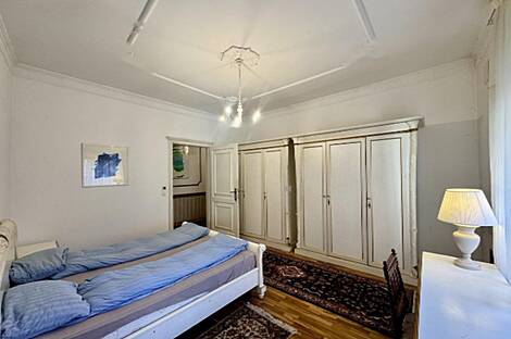 Трёхкомнатная квартира в центре города Лука.: 12