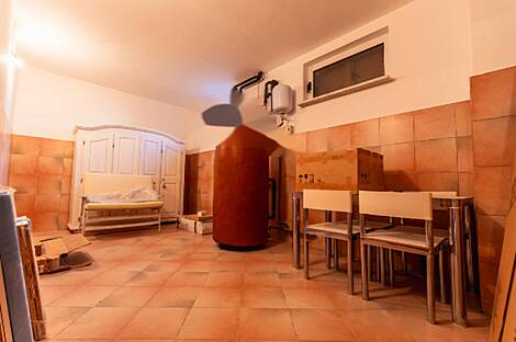 У моря стоит дом Чежарьи: 13