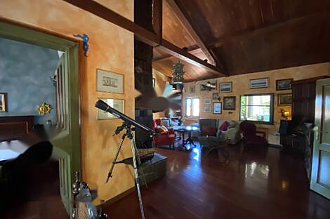 Дом в два этажа, расположенный на улице Гарибальди: 4