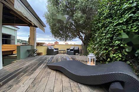 Дом в два этажа, расположенный на улице Гарибальди: 8