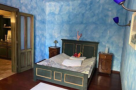 Дом в два этажа, расположенный на улице Гарибальди: 14