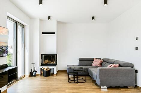 Дом, расположенный в Хрватини: 9