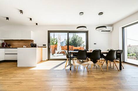 Дом, расположенный в Хрватини: 11