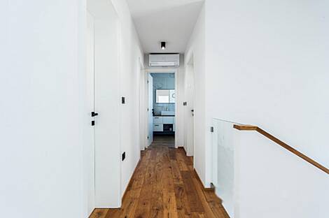 Дом, расположенный в Хрватини: 25