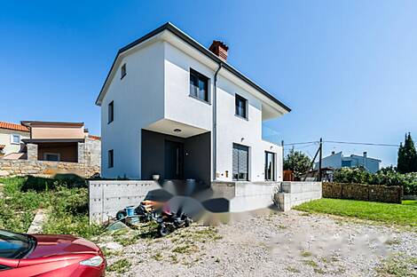 Дом, расположенный в Хрватини: 27