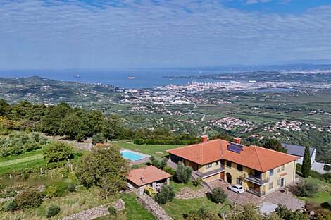 Дом, Помяни: 4