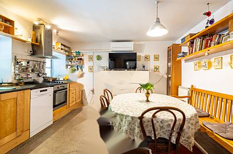 Дом, Комен: 10