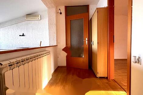 Квартира с тремя комнатами рядом с морем: 11