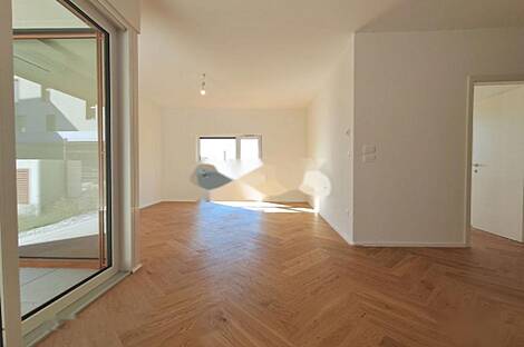 Квартира в Шмарье с тремя комнатами: 1