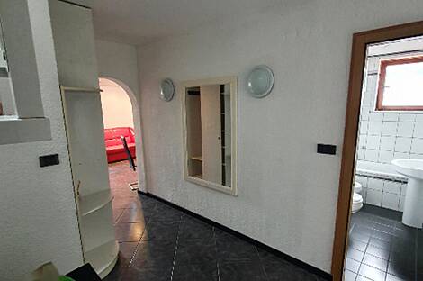 Люциева квартира с тремя комнатами.: 2