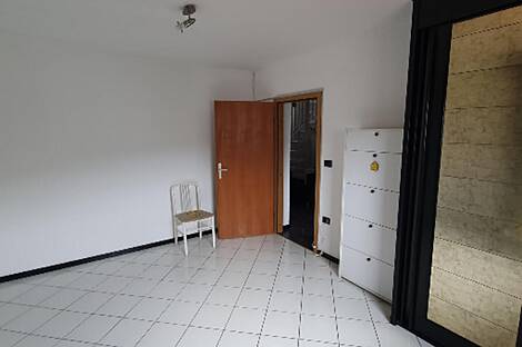 Люциева квартира с тремя комнатами.: 5