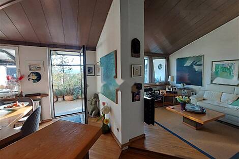 Многокомнатная квартира, центр, Л.: 3