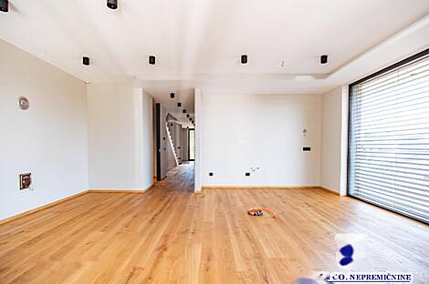 Четырехкомнатная квартира в Станежичах: 9