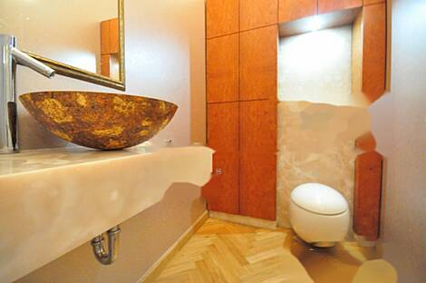 Жилье с четырьмя комнатами в исторической части Любляны: 11