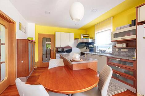 Жилище в Чернуче: 13