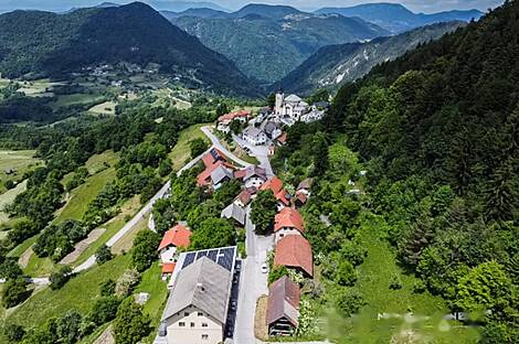 Дом Кметия Полшник 22: 2