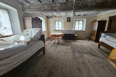 Дом Годович, ферма: 12