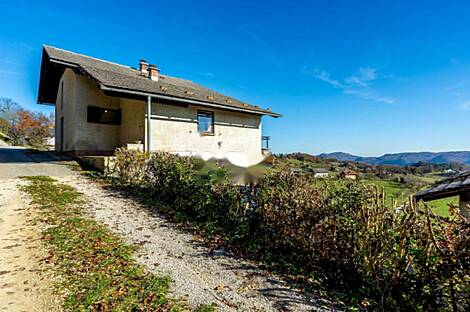 Загородный дом рядом с лесом в Севнице: 2