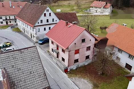 Жилище, Черни Врх: 3