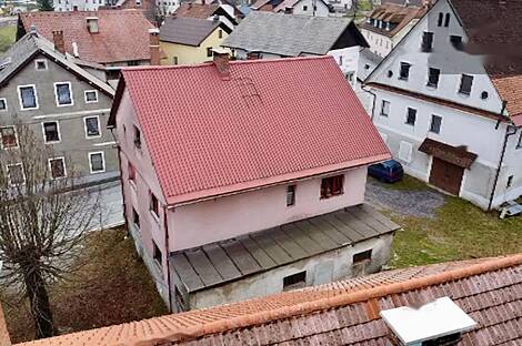 Жилище, Черни Врх: 4