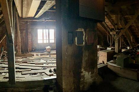 Жилище, Черни Врх: 13