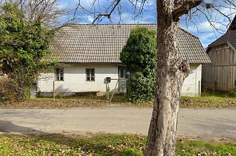 Здание, Яма-при-Дворе: 3