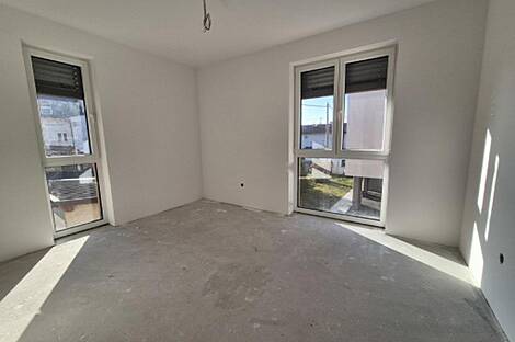 Квартира, 4-комнатная в районе Новое Поле: 3